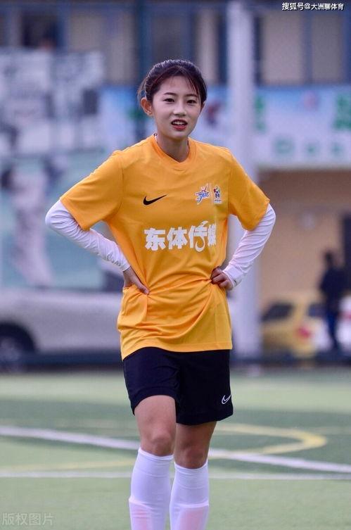 周四足球爆料最新消息,重磅赛事前瞻，神秘球队崛起引关注！”